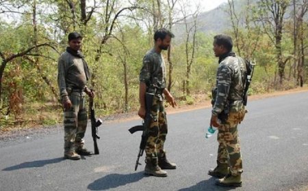 "Chhattisgarh Naxal Attack: शपथ ग्रहण समारोह से पहले नक्सली हमला,  IED ब्लास्ट में एक जवान हुआ शहीद