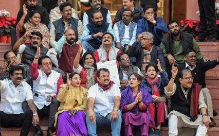 141 Opposition MPs Suspended: शशि थरूर, सुप्रिया सुले सहित 49 सांसद आज हुए निलंबित