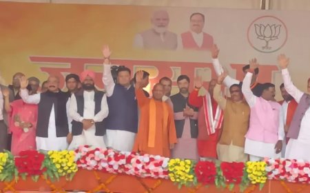 CM Yogi In Moradabad: मुरादाबाद में सीएम योगी आदित्यनाथ के जनसभा स्थल पर लगी सरकारी टीचर्स की ड्यूटी