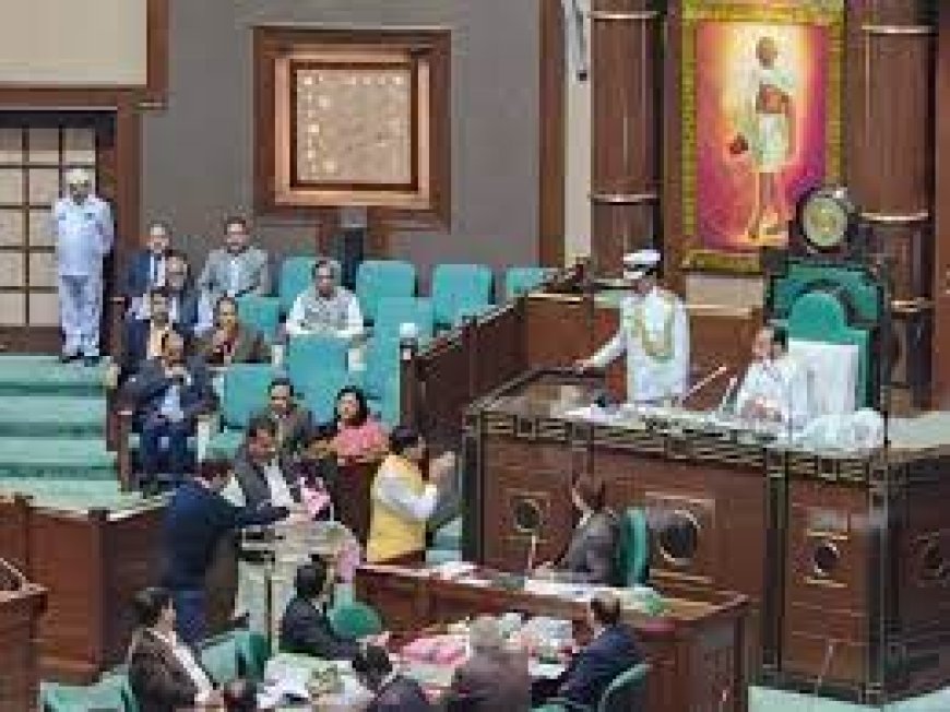 MP Assembly Winter Session: विधानसभा के विशेष सत्र के दूसरे दिन 21 विधायकों ने ली शपथ, नेता प्रतिपक्ष बोले-ये नेहरू का फोटो हटाकर गोडसे का लगाएंगे