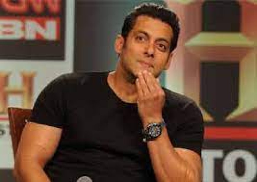 Salman Khan 58th Birthday: सलमान खान का  58वां जन्मदिन, प्रशंसकों ने मुंबई में उनके आवास के बाहर लगाए पोस्टर