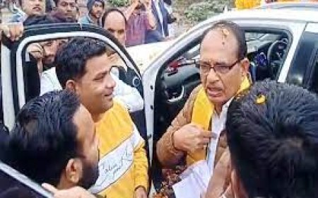 MP: बैंड-ढोल तासे पर रोक से परेशान लोगों की शिवराज सिंह ने सुनी फरियाद, कहा- ‘चिंता करने की जरूरत नहीं मैं देख लूंगा