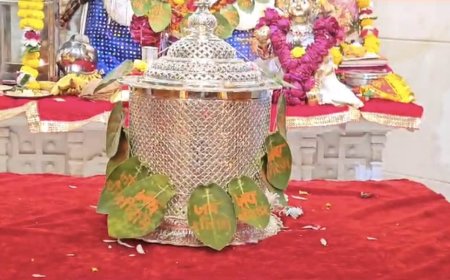Ayodhya Ram Temple: अयोध्या के राम मंदिर के गर्भगृह में रखा जाएगा रतलाम में बना 5 किलो का चांदी का दीपक