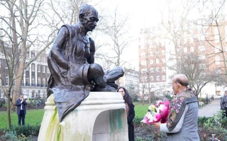 गांधी स्मारक के दौरे के साथ राजनाथ सिंह ने की  ब्रिटेन यात्रा की शुरुआत
