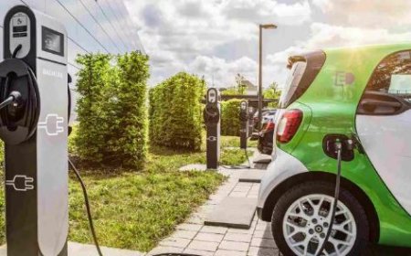 Wireless Charging: केरल में पायलट प्रोजेक्ट शुरू, सड़क पर चलते-चलते चार्ज हो जाएंगे इलेक्ट्रिक वाहन