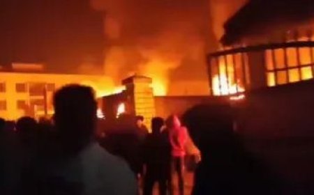 Manipur violence:  मणिपुर में बीती रात हुई हिंसा के बाद इंटरनेट बैन, 2 की मौत 42 से अधिक घायल