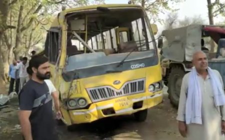 हरियाणा में स्कूल बस पलटने से 6 बच्चों की मौत-कई घायल