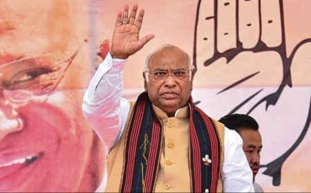 असम में पीएम पर बरसे मल्लिकार्जुन खड़गे