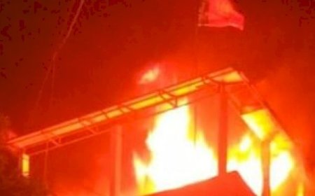 सूरजपुर के मेले में लगी भीषण आग, 11 दुकानें जलकर राख