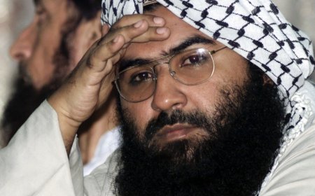 मसूद अजहर: ऑपरेशन सिंदूर में 10 परिजनों की मौत, आतंकी का रो-रोकर बुरा हाल