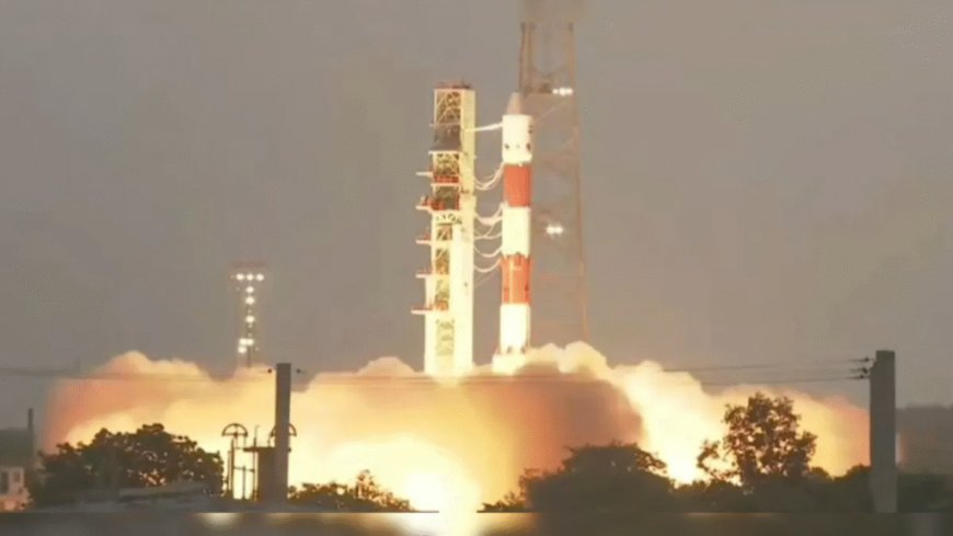 ISRO का 101वां मिशन विफल, तीसरे चरण में रुकने से EOS-09 सैटेलाइट लॉन्च नहीं हुआ
