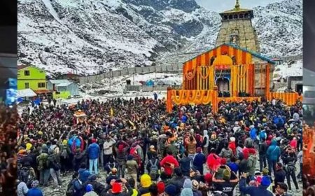 बाबा केदार के दर्शन करने वाले श्रद्धालुओं की संख्या 10 लाख पार, मंदिर की आरती में उमड़ रहे भक्त