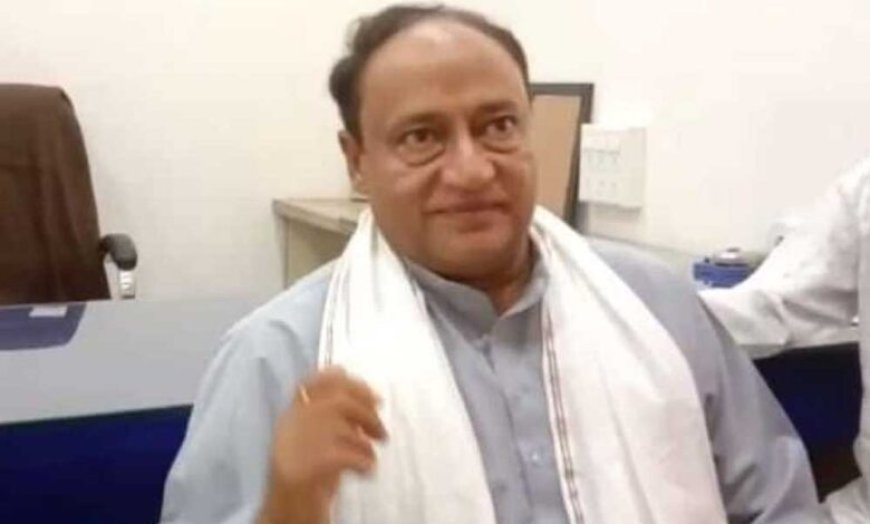 लक्ष्मण सिंह को कांग्रेस ने किया निष्कासित, राहुल गांधी और रॉबर्ट वाड्रा पर की थी टिप्पणी