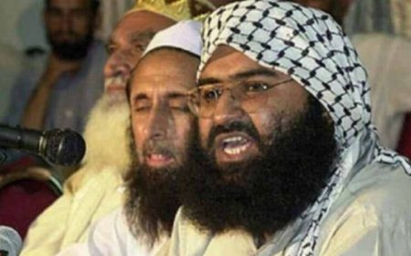 पाकिस्तान में छिपा है मसूद अजहर? आतंक के आका की लोकेशन का बड़ा खुलासा