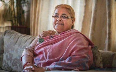 नेपाल की पूर्व CJI सुशीला कार्की: पहली महिला चीफ़ जस्टिस, अब अंतरिम प्रधानमंत्री की दौड़ में