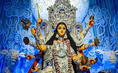 नवरात्रि में अपनाएं ये जरूरी नियम, मां दुर्गा की कृपा बरसेगी आप पर
