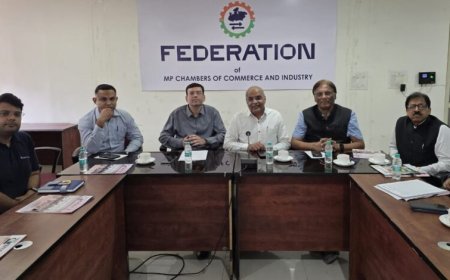 फार्मा एमएसएमई अस्तित्व संकट में : 2026 से लागू कठोर मानकों पर भड़की दवा निर्माता कंपनियाँ, 30 से अधिक एसोसिएशन एकजुट