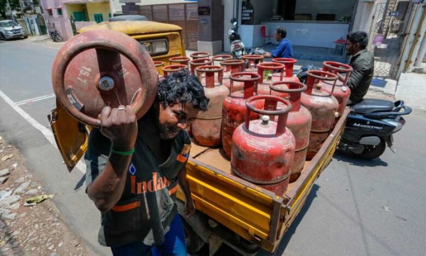 नवरात्रि पर मोदी सरकार का तोहफा: 25 लाख लोगों को मुफ्त LPG कनेक्शन और उपकरण
