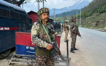 पुलिस ने पकड़ा पहलगाम हमले के मददगार आरोपी को : मोबाइल चार्जर बना सुराग