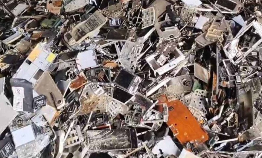 ई-कचरा से सवा हज़ार करोड़! सरकार ने 696 लाख वर्ग फुट ऑफिस स्पेस क्लीन कर कमाए ₹3296 Cr