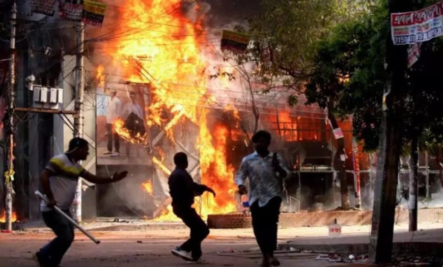 बांग्लादेश में उपद्रव फिर भड़का, शेख हसीना को सजा-ए-मौत पर हिंसा, दो की मौत