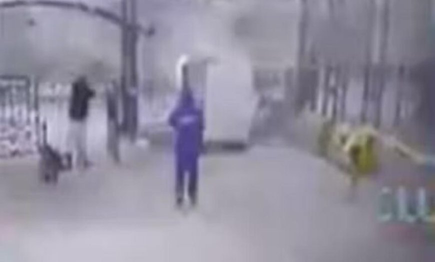 पेशावर में बड़ा आतंकी हमला: FC मुख्यालय पर दो सुसाइड ब्लास्ट, हमलावरों ने की फायरिंग