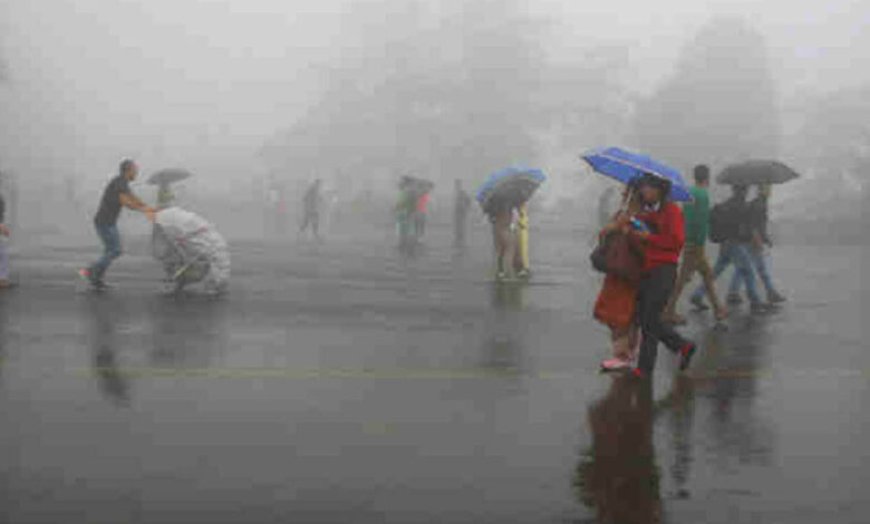 मौसम का प्रहार: यूपी में ठंड के साथ बारिश के आसार, 7 राज्यों में दोहरी मार