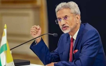 भारत ने होर्मुज से निकाल लिए  अपने जहाज, ईरान को मना लिया; जयशंकर ने साझा की तरकीब