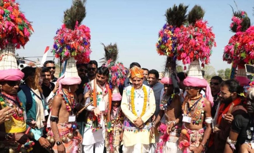 सीएम डॉ. मोहन यादव ने कैबिनेट के साथ भिलट देव के किए दर्शन, अब होगी कृषि कैबिनेट की बैठक