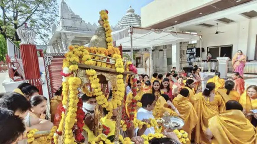 भोपाल में श्रद्धा का सागर: धूमधाम से मनाया गया महावीर जन्म कल्याणक
