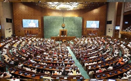 संसद में महा-बहस के दौरान आधी रात को महिला आरक्षण कानून 2023 लागू, नोटिफिकेशन जारी