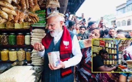 चुनाव प्रचार के दौरान PM मोदी ने लिया झालमुड़ी का स्वाद, बोले  - भाई, कितने की है
