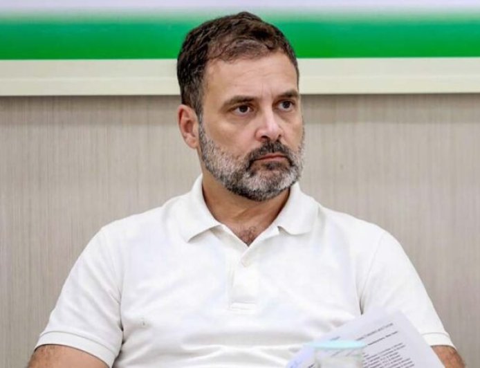 राहुल गांधी पर FIR दर्ज करने का आदेश, दोहरी नागरिकता मामले में बढ़ीं मुश्किलें
