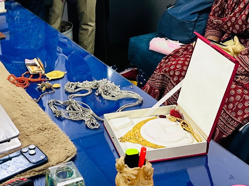 रीवा में पुलिस की फुर्ती: 15 लाख के गहनों से भरा बैग घंटों में बरामद