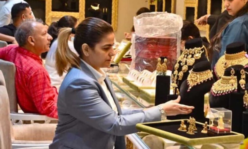 चांदी हुई 4500 रुपये महंगी, सोने के दाम भी 2000 रुपये से ऊपर चढ़े