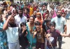 इंदौर में पानी के लिए हाहाकार, सड़कों पर उतरे लोग बोले, सर पानी दे दो, नहीं तो हालात बिगड़ जाएंगे