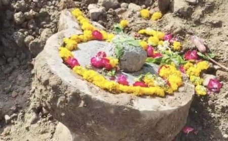 महाकालेश्वर मंदिर परिसर में हुआ बड़ा खुलासा, मिली एक और शिवलिंग और गुफानुमा संरचना