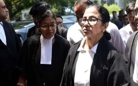 HC पहुंचीं बंगाल की पूर्व मुख्यमंत्री ममता बनर्जी  के खिलाफ लगे चोर के नारे, बोली बंगाल कोई बुलडोजर स्टेट नहीं 
