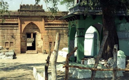 धार भोजशाला में नया विवाद: 1 रुपये के टिकट पर बवाल, ASI की व्यवस्था पर उठे सवाल, ‘भोजशाला-कमाल मौला मस्जिद’ लिखे टिकट का विरोध तेज