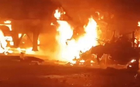 फतेहपुर में भीषण अग्निकांड संदिग्ध हालात में यार्ड में लगी आग, दर्जनों ट्रक समेत करीब 40 वाहन जलकर राख