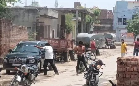 मथुरा में भंडारे को लेकर दो पक्षों में खूनी संघर्ष, फायरिंग में 6 घायल, गांव में भारी पुलिस बल तैनात