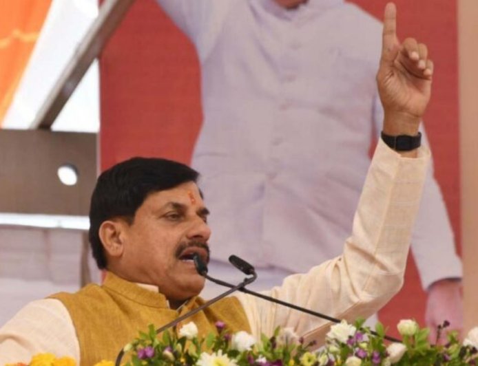 भोपाल निगम की 8-मंजिला बिल्डिंग का लोकार्पण, CM बोले - नीचे जनता से जुड़े काम होंगे; 10.5 मेगावाट सोलर प्लांट भी शुरू