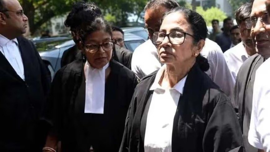 HC पहुंचीं बंगाल की पूर्व मुख्यमंत्री ममता बनर्जी  के खिलाफ लगे चोर के नारे, बोली बंगाल कोई बुलडोजर स्टेट नहीं 