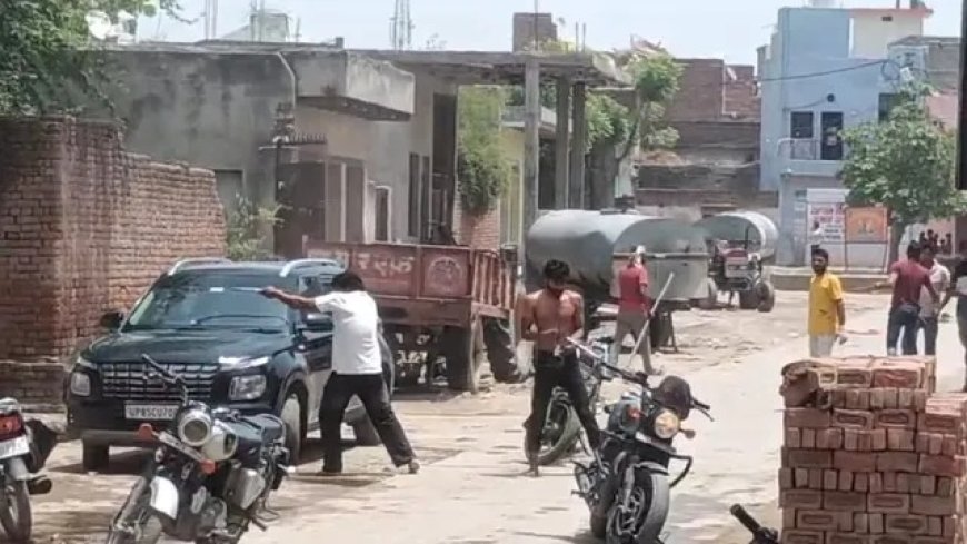 मथुरा में भंडारे को लेकर दो पक्षों में खूनी संघर्ष, फायरिंग में 6 घायल, गांव में भारी पुलिस बल तैनात