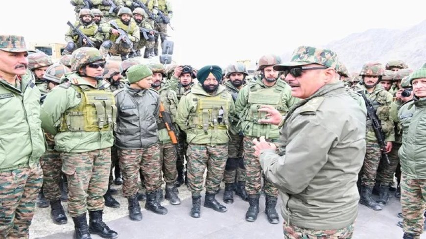 LAC से LOC तक हाई अलर्ट: लद्दाख में सेना की चौकसी तेज, GOC हितेश भल्ला ने दिए सख्त निर्देश