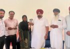 पंजाब में स्मार्ट राशन कार्ड वितरण शुरू विधायक रणबीर सिंह भुल्लर ने बांटे कार्ड, मेरी रसोई योजना की दी जानकारी