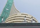 सेंसेक्स 800 अंक टूटा, निफ्टी में भी भारी गिरावट, IT सेक्टर में बिकवाली से बाजार दबाव में