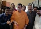 मिर्जापुर में जलनिकासी की समस्या पर विधायक रत्नाकर मिश्र का सख्त रुख, बोले- "जो गाली देगा, वह लात खाएगा"; बीडीओ को दिए तत्काल समाधान के निर्देश