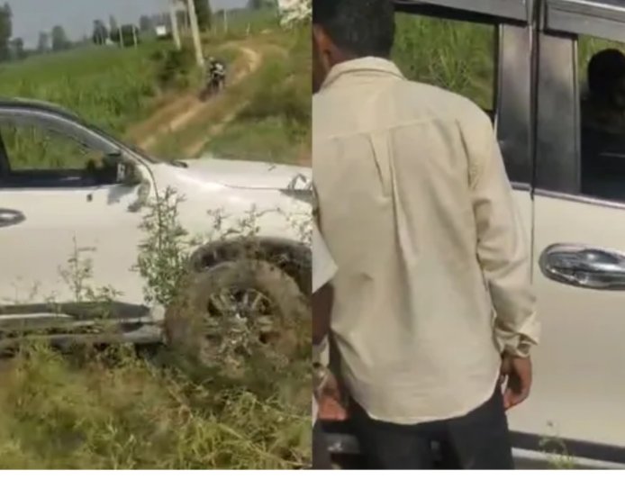 हापुड़ में 'मिस्ट्री कार' को लेकर हंगामा, तीन दिन से गांवों में घूम रहे दो लोगों को ग्रामीणों ने पकड़कर पुलिस को सौंपा