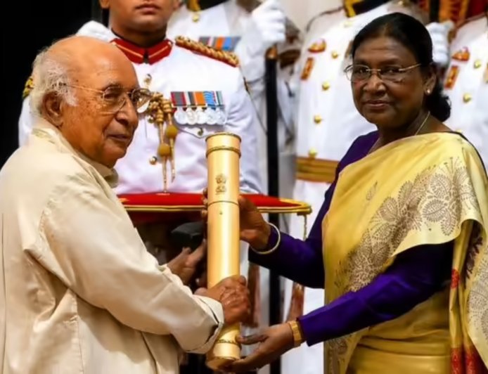पद्म पुरस्कार 2026: राष्ट्रपति मुर्मू ने 65 हस्तियों को किया सम्मानित, शिबू सोरेन को मरणोपरांत पद्म भूषण
